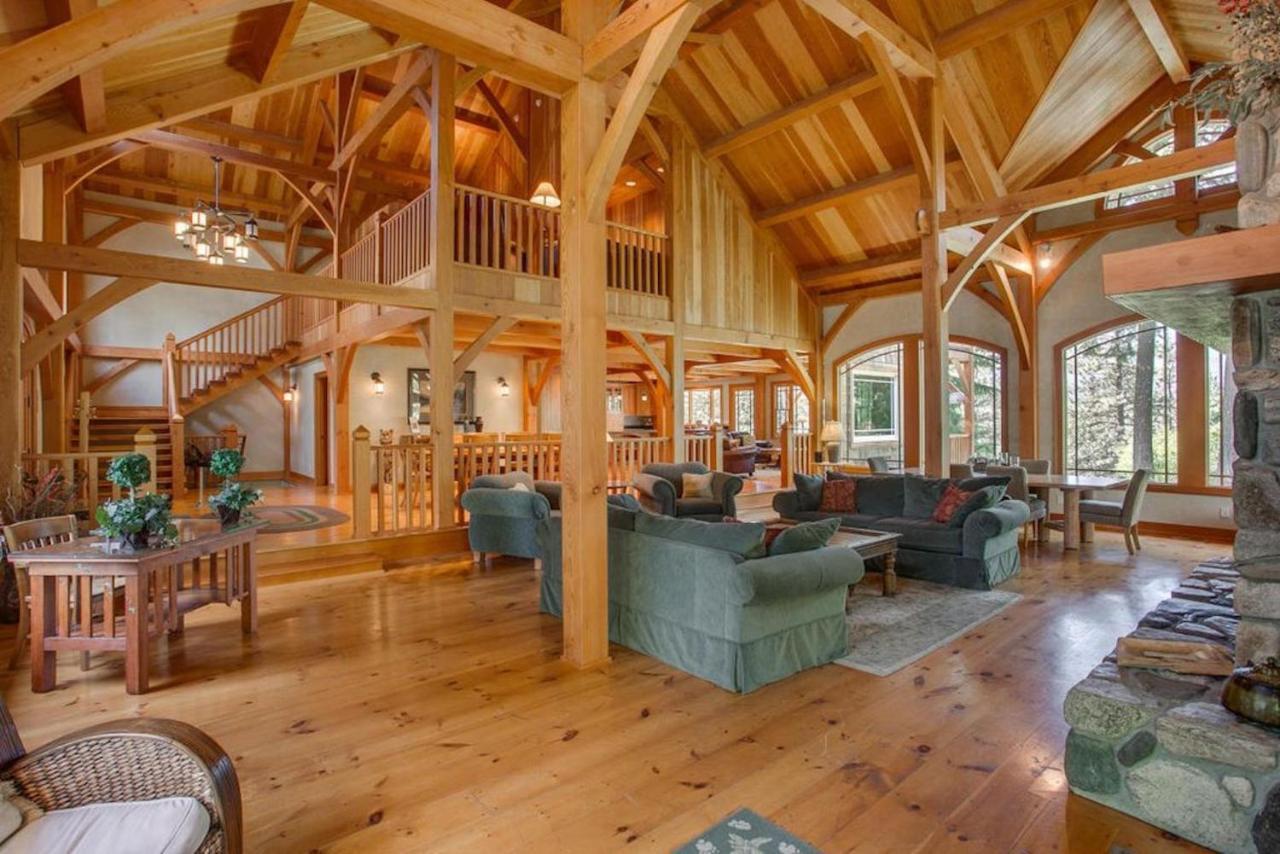 Snowgrass Lodge - River, Mountain Views & Hot Tub Leavenworth Dış mekan fotoğraf